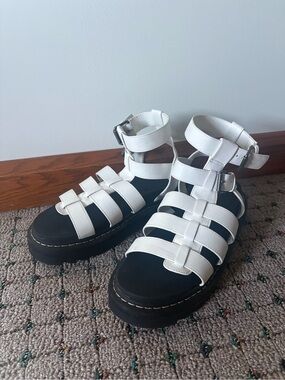 White Strappy Platform Sandals Unionbay